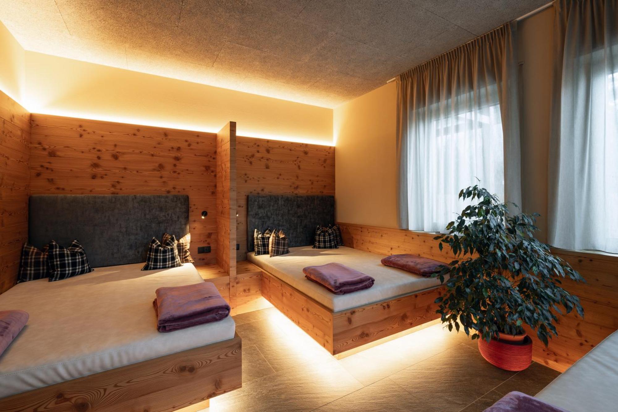 Residence Erika - Apartments, Breakfast & Sauna Siusi Bagian luar foto